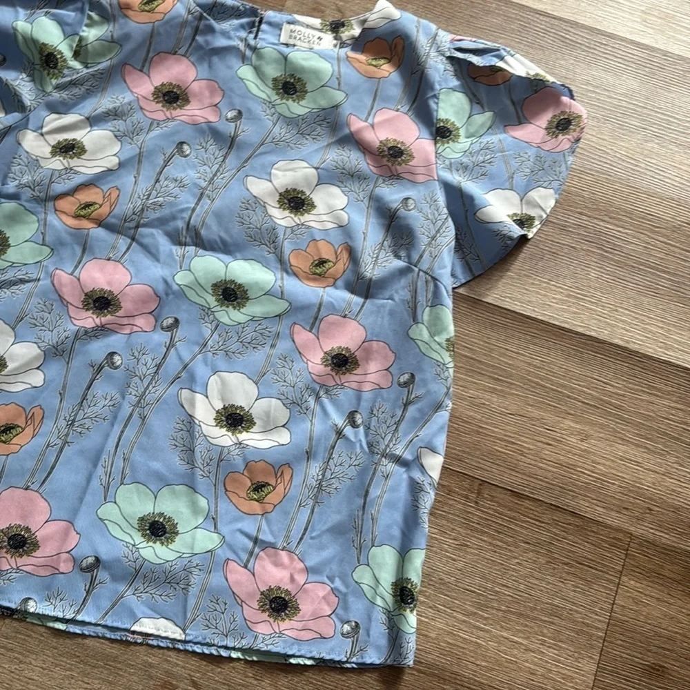 Molly Bracken Floral Blouse - Picture 2 of 9